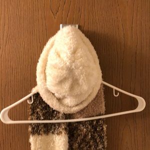 Matching Hat “Sold Separately “ to the Brown and cream scarf .